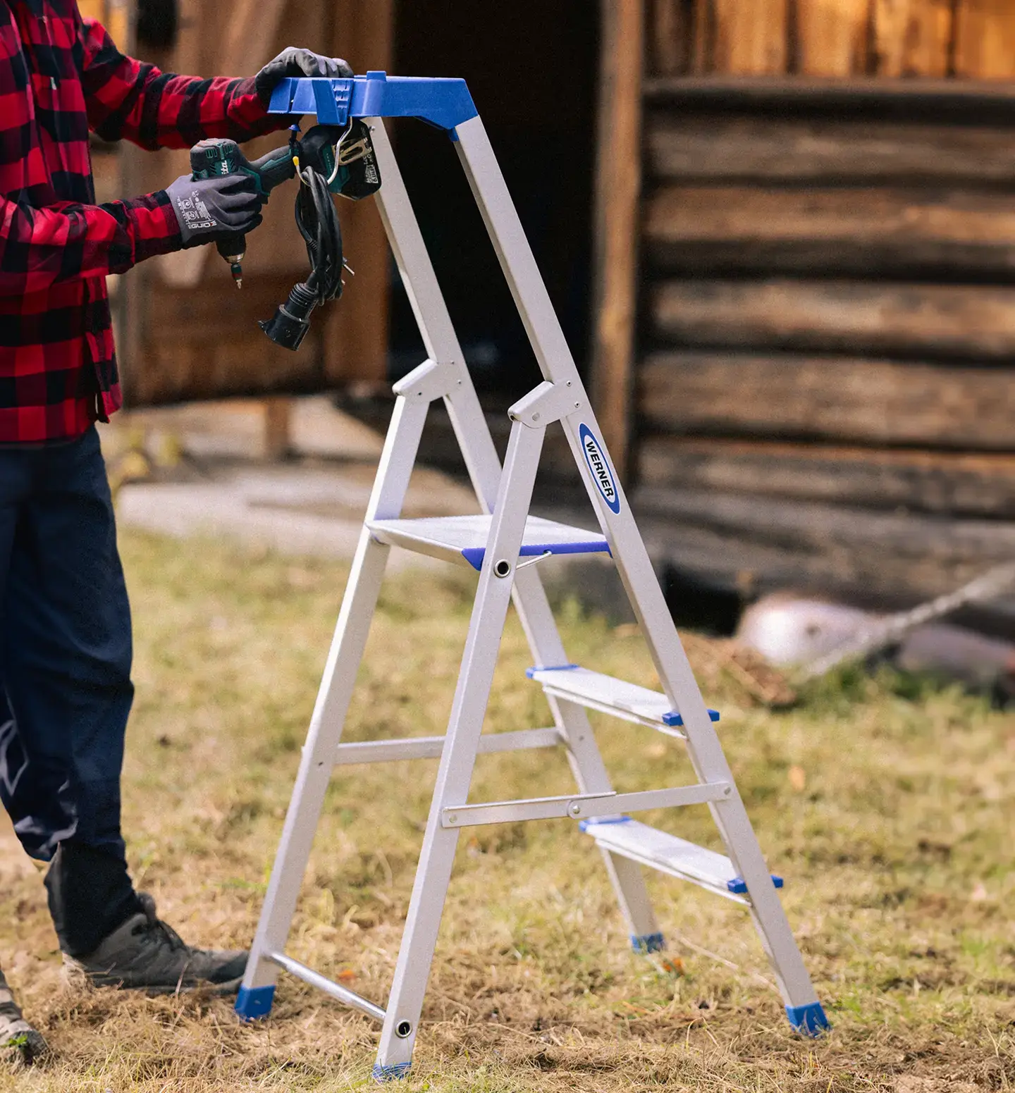Pro Smart Trappestige - Hovedproduktbilde Miljø Segger - 1 Fullt utsnitt av Pro Smart Trappestige (produktet) i brukssituasjon