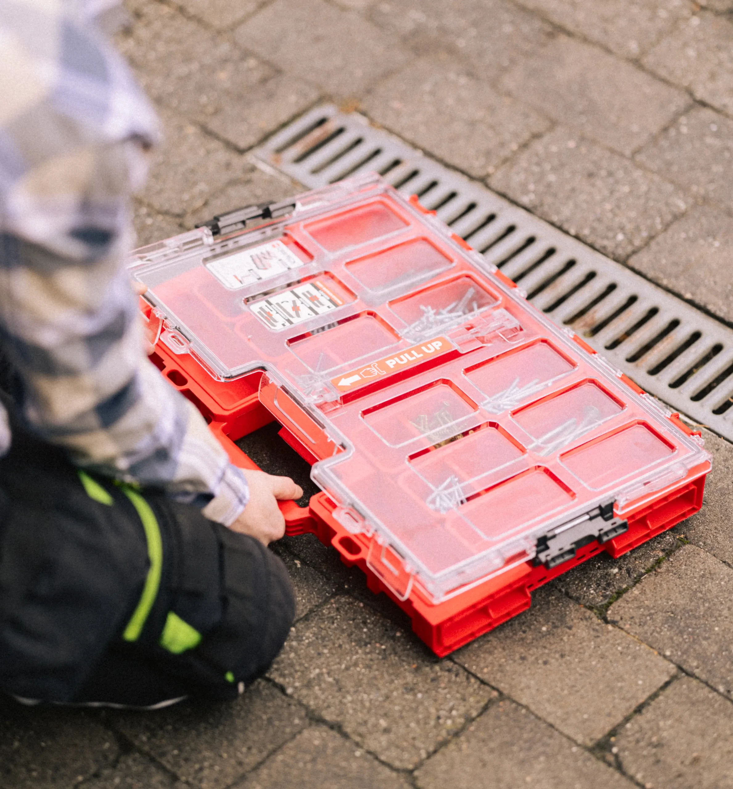 Ekstra utsnitt av One L Sortimentskrin 8cm (produktet) i brukssituasjon