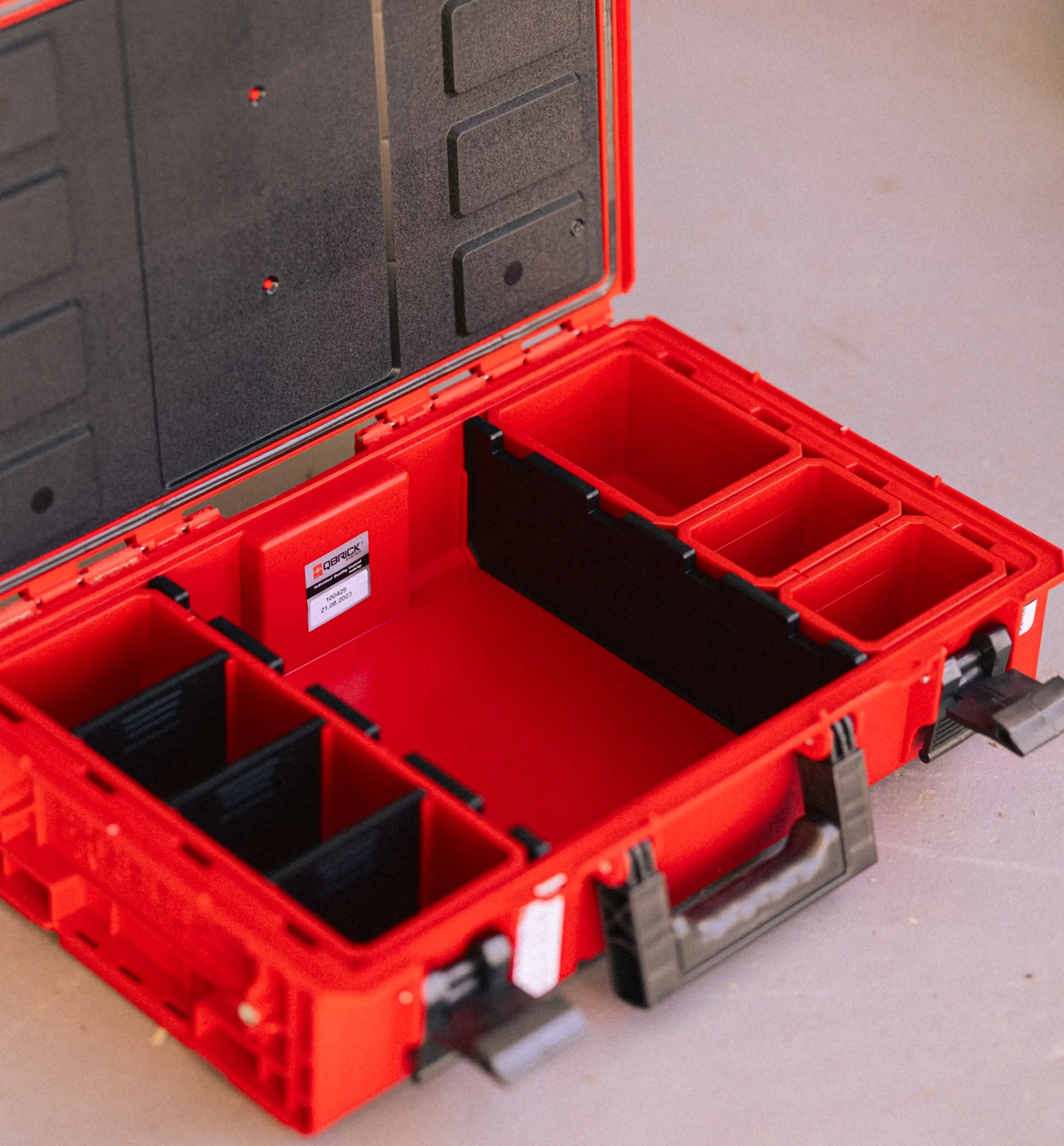 Ekstra utsnitt av One 200 Expert Verktøykasse 19cm (produktet) i brukssituasjon