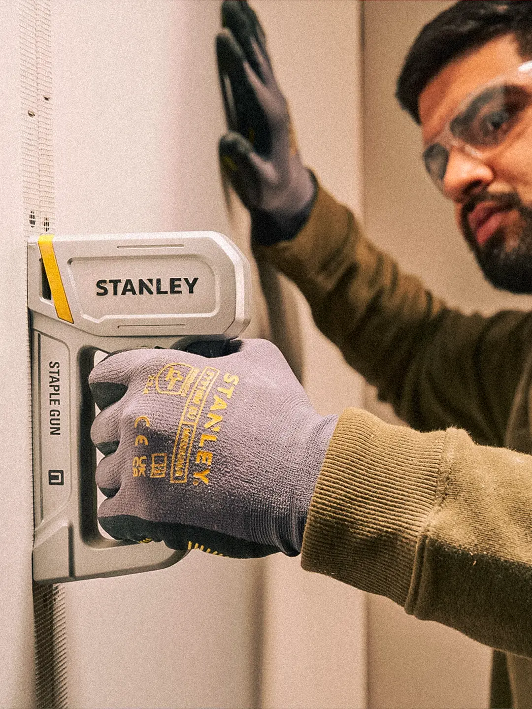 Ekstra utsnitt av Stiftepistol Aluminium G-stifter 6-14mm (produktet) i brukssituasjon