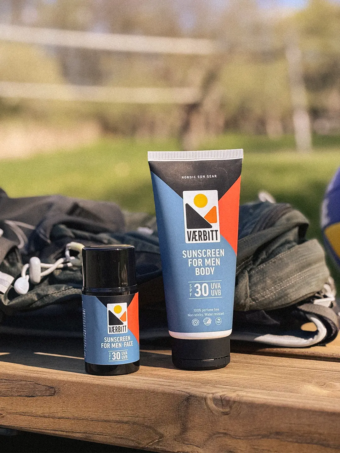 Ekstra utsnitt av Solkrem for menn Ansikt Faktor SPF30 50ml (produktet) i brukssituasjon